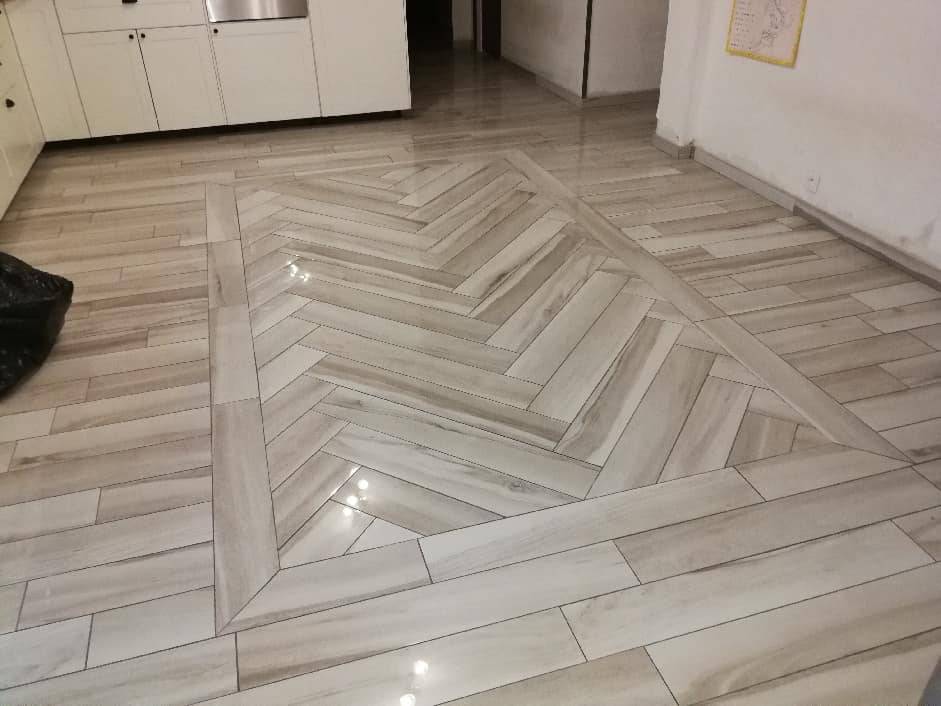 Imitation parquet brillant